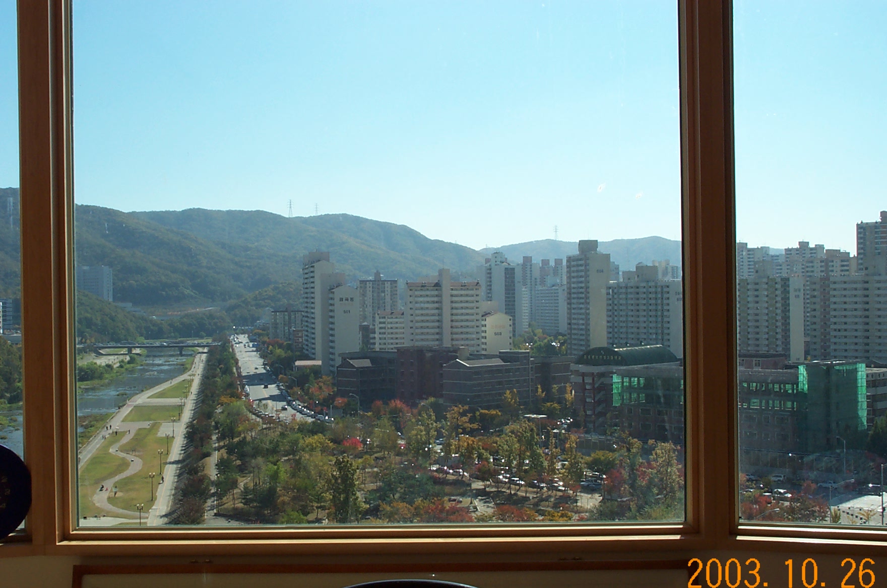 �ܺ����� - ��